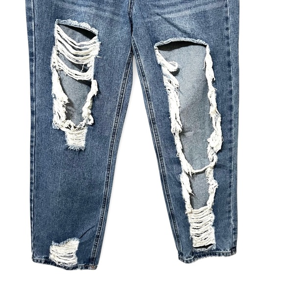 Almost Famous Ripped Denim Jeans - Picture 3 of 9
